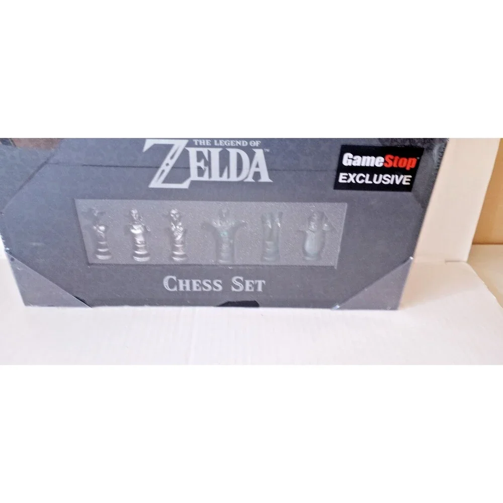 Zelda Ocarina of Time Chess Set GameStop Exclusive Nintendo 2014 New Torn Wrap